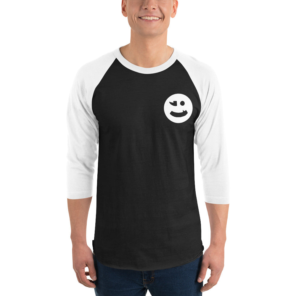 3/4 sleeve raglan shirt